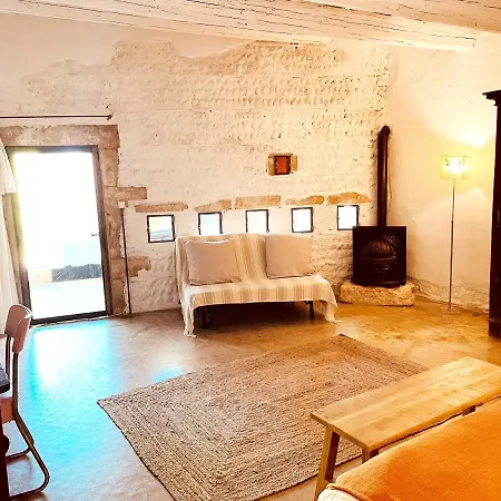 Tres Belle Rotonde Deco Boheme, Tennis, Parking Holiday home Nimes