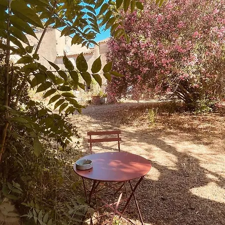 Tres Belle Rotonde Deco Boheme, Tennis, Parking Nimes
