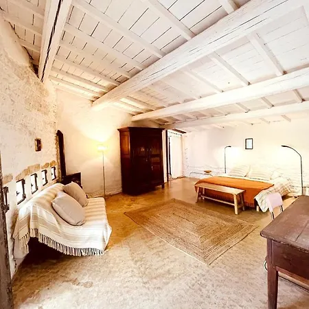 Holiday home Tres Belle Rotonde Deco Boheme, Tennis, Parking