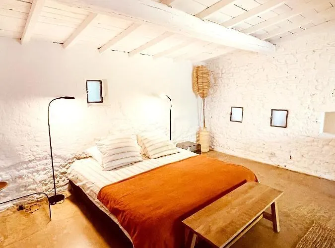 Tres Belle Rotonde Deco Boheme, Tennis, Parking * Nîmes